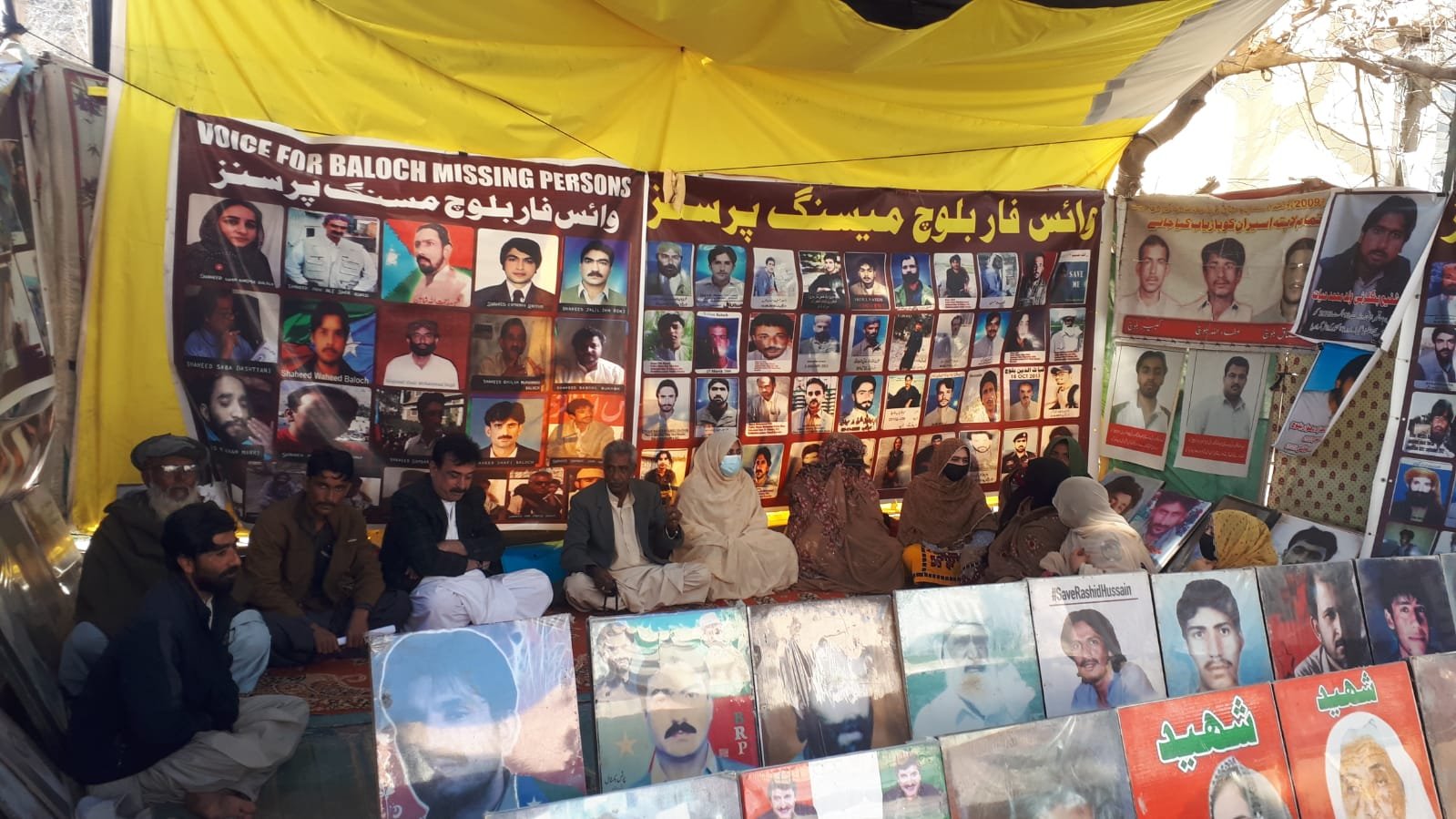 ریاست پہ وتی زورگپتی ءِ برجاہ دارگ ءَ ھرپیمیں زوراکی کنگ ءَ اِنت۔ ماماکدیر