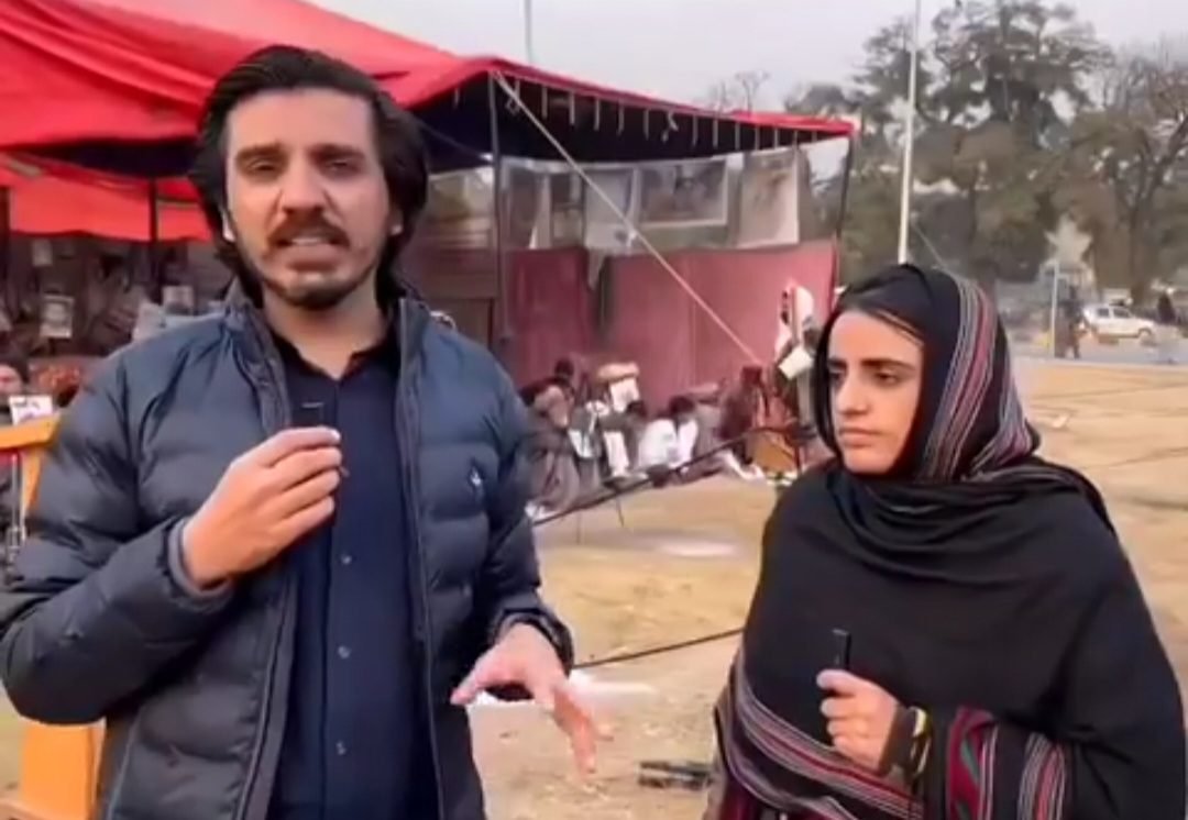 مردمی ھکانی گل پہ اھوالکار اسد تور ءَ توار چست بہ کن اَنت۔ ڈاکٹر ماہ رنگ