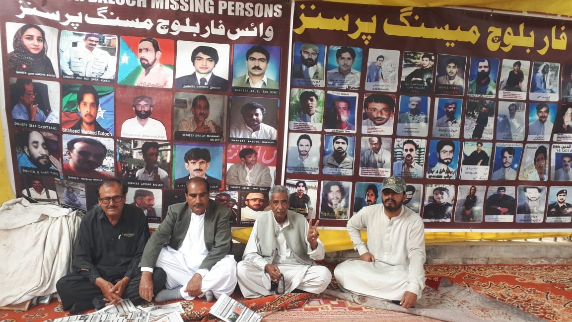 پروری ءُ مارچ ءَ سدانی کچ ءَ بلوچ ورنا زور بیگواہ کنگ بوتگ اَنت۔ ماما کدیر