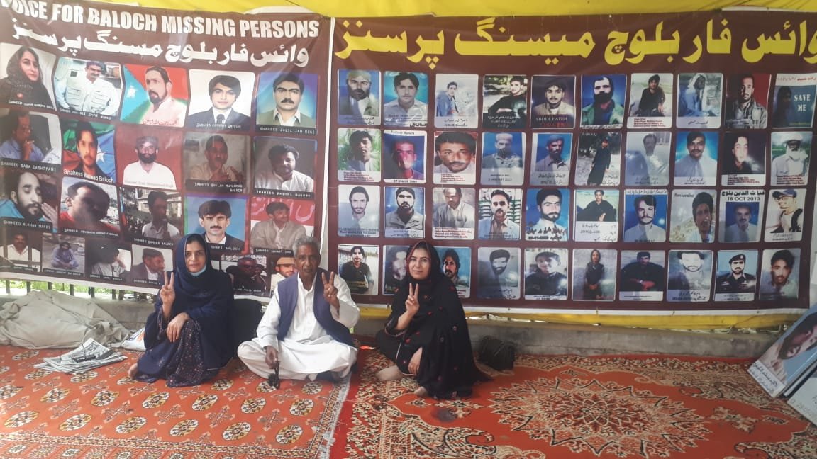 بلوچ چہ بازیں آزار ورگ ءَپد ایردستی ءِ  بگیری ءَ جھد کنگ ءَ اَنت۔  ماما کدیر