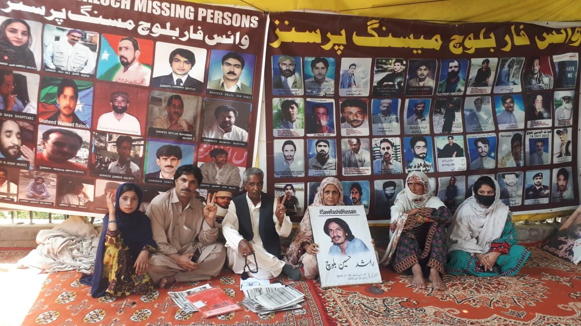 شھیدانی کاروان جنزاں کنت ءُ آیانی یات مدام توکل ءُ ھاٹیگ بکش اَنت۔ ماما کدیر