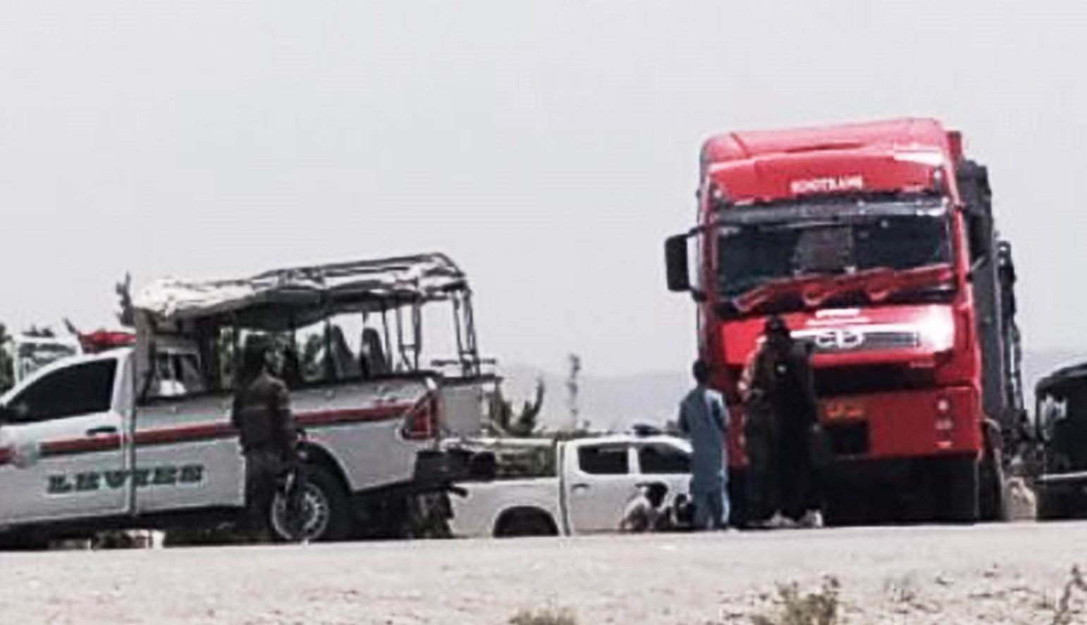 سیندک ءِ گاڑی ءُ پاکستانی لشکر ءِ سر ءَ ارشانی زمہ واری بی ایل اے ءَ من اتگ