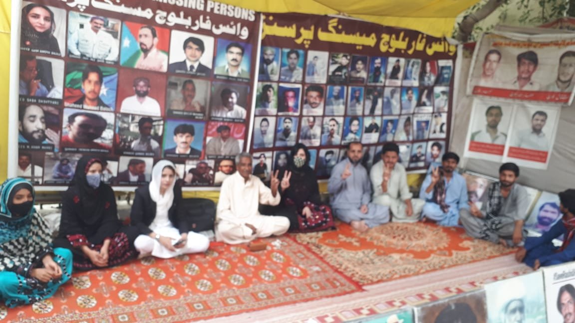 بلوچ پسگانی ایمانداریں جھد ءَ میان استمان لاچار کرتگ کہ آ بلوچانی توار ءَ گوش بہ دار ایت۔ ماما کدیر