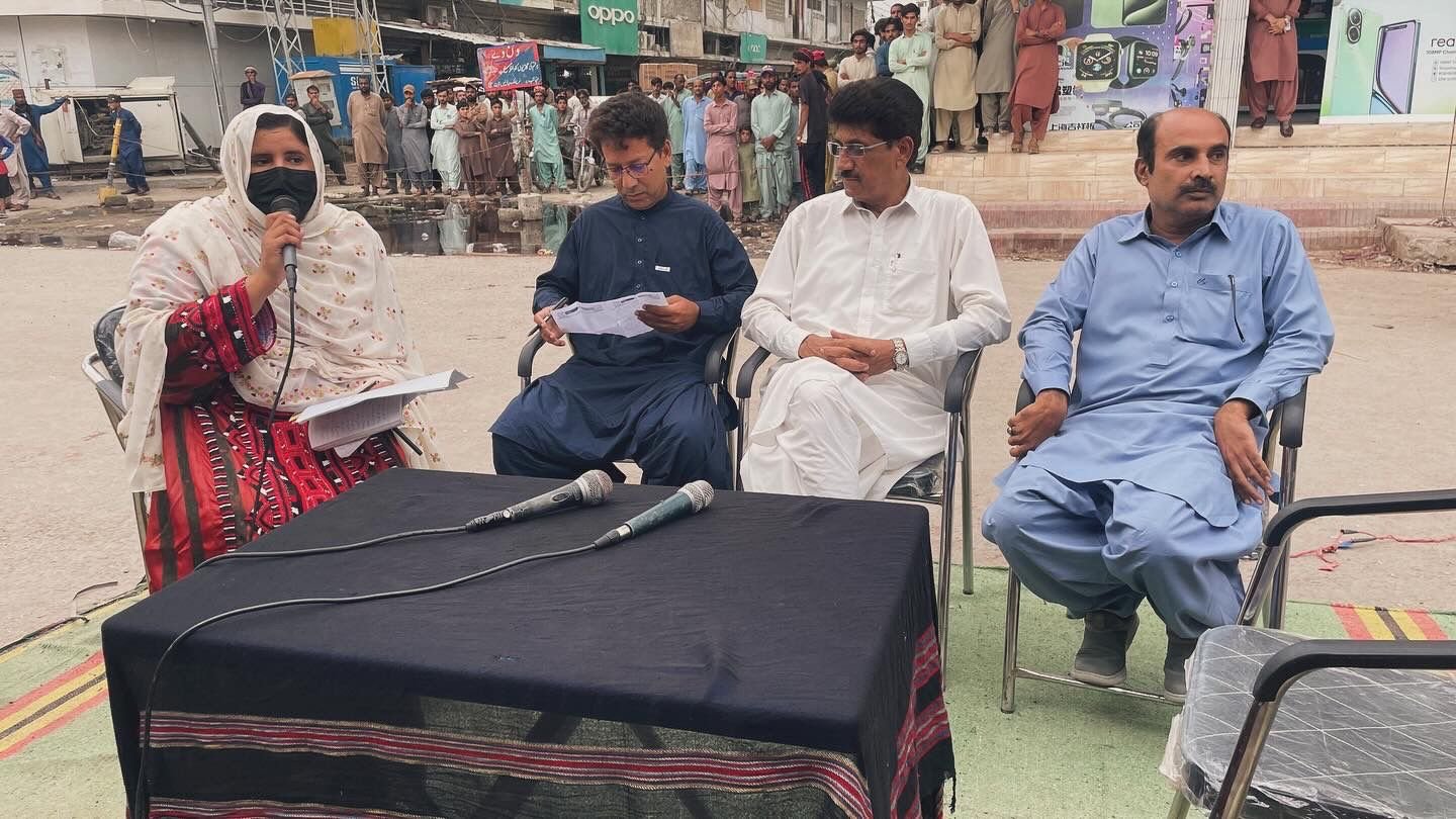 تربت ءَ زھرشانی نندانک جاہ ءَ بی وائی سی ءِ نیمگ ءَ دیوانے برجم دارگ بوتگ