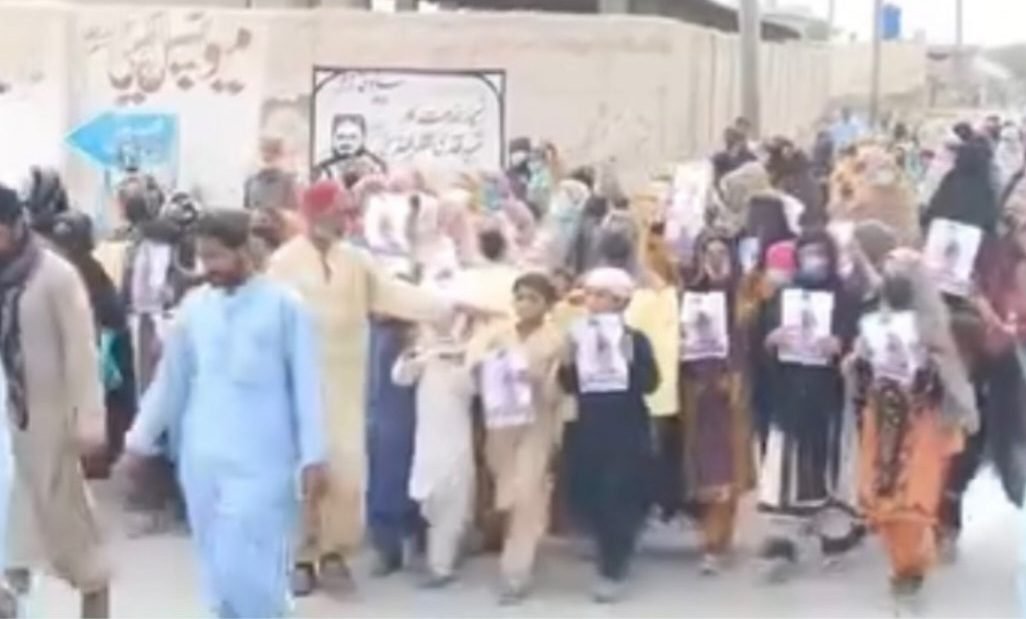 ھاران ءَ ￴زور بیگواھیں شھزاد اھمد ءِ ￵یل نہ کنگ ءِ ￵بگیری ءَ ￴زھرشانی کنگ بوتگ