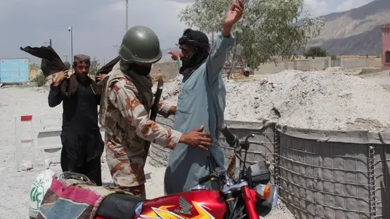 مشکے چہ پاکستانی پوج ءِ زوراکیاں ورنایے ءَ وتکشی کرتگ