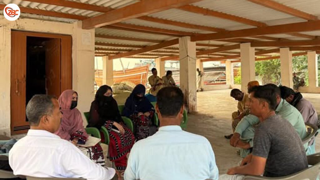 گوادر ءَ بلوچ ویمن پورم ءِ سروک   تر ءُ گرد  کنگ ءُ مردماں پہ دیوان ءِبابت ءَ لوٹگ ءَ اَنت