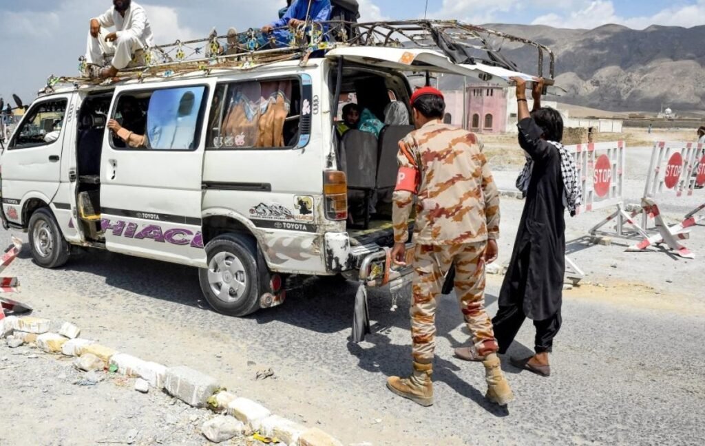 چہ وڈ ءَ پاکستانی پوج ءَ وینے گوں مساپراں آوار جتگ