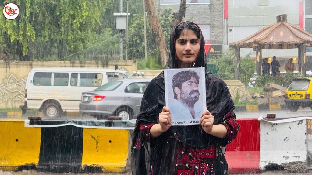 اسلام آباد ءَھور ءِ سر ءَ نشتگیں ماتانی توکل پہ  ریاست ءَ چیلنج ءُ شرم ءِ گپے۔ سمی دین بلوچ