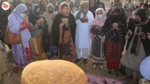 ماما کدیر ءِ لاش سورا بءَ گلزمین ءِ میار کنگ بوتگ ، بازیں کچے ءَ مردماں بھر زرتگ