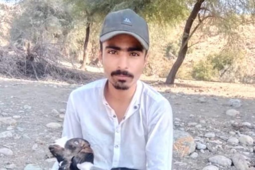 چہ کراچی ءَ پاکستانی پوج ءَ دو نودربر آوار جتگ