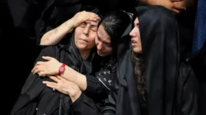 ایرانءَ ارشانی آسر ءَ ھزار ءَ گیش مردم بیران بوتگ