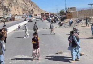 شال ءَ تیرگواری چار مردم بیران، کوش ءِ بگیری ءَ زھرشانی کنگ بوتگ